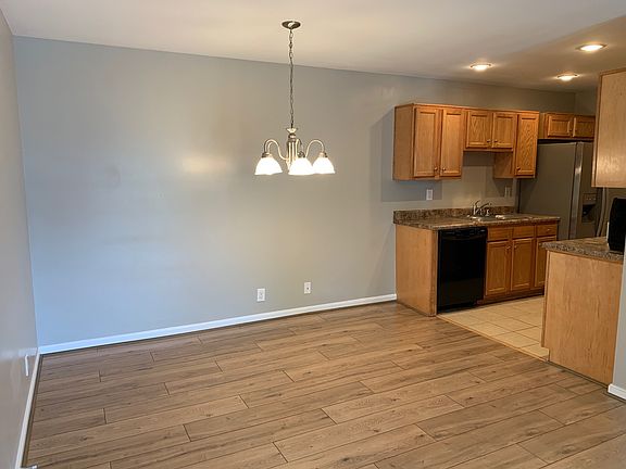 3rd image of 12507 Townepark Way Unit 104