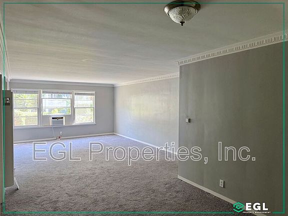 4th image of 1235 N Havenhurst Dr Unit 2