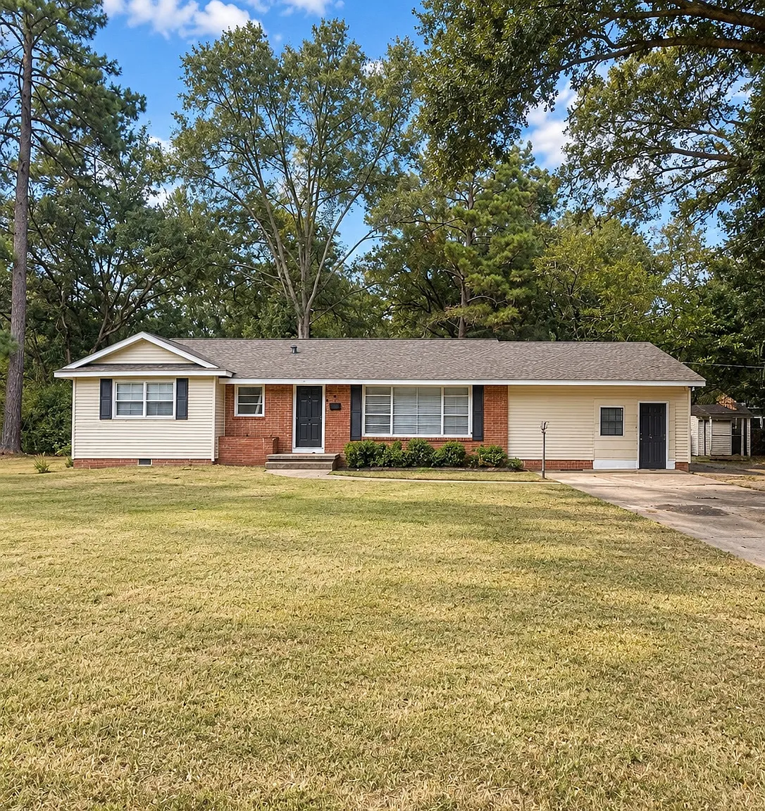 3 bed, 1668 sqft, $1,450 — Photo 1