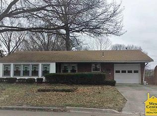 1217 S Murray Ave, Sedalia, MO 65301