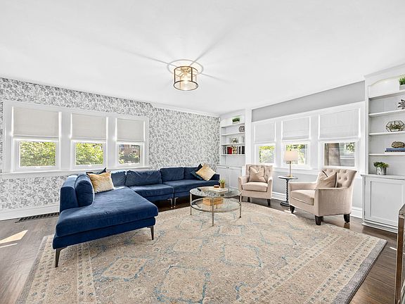 3rd image of 306 Northwood Rd