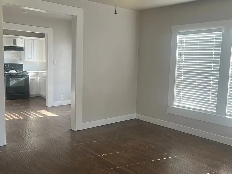 3506 County Road 920 — Photo 4