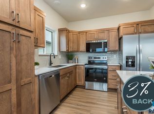 9109 W Counsel St, Sioux Falls, SD 57106