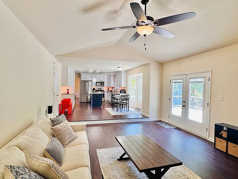 5 Averil Ct — Photo 14