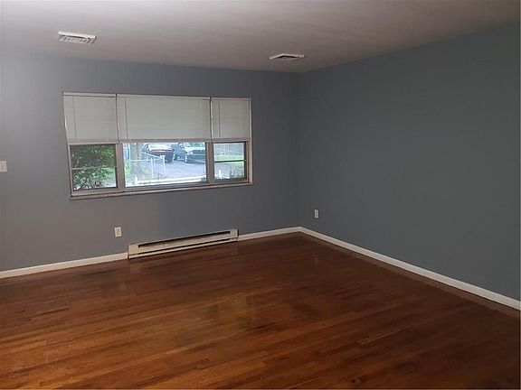 5th image of 1702 N Graham Ave