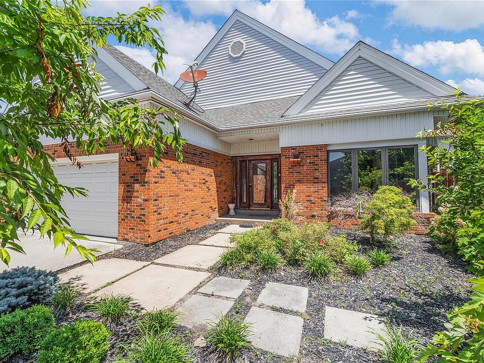 1st image of 9005 Fair Oaks Crescent Ct