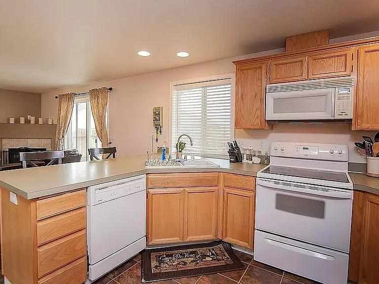 7715 Galiano Dr — Photo 3