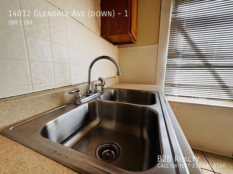 14012 Glendale Ave #1 — Photo 16