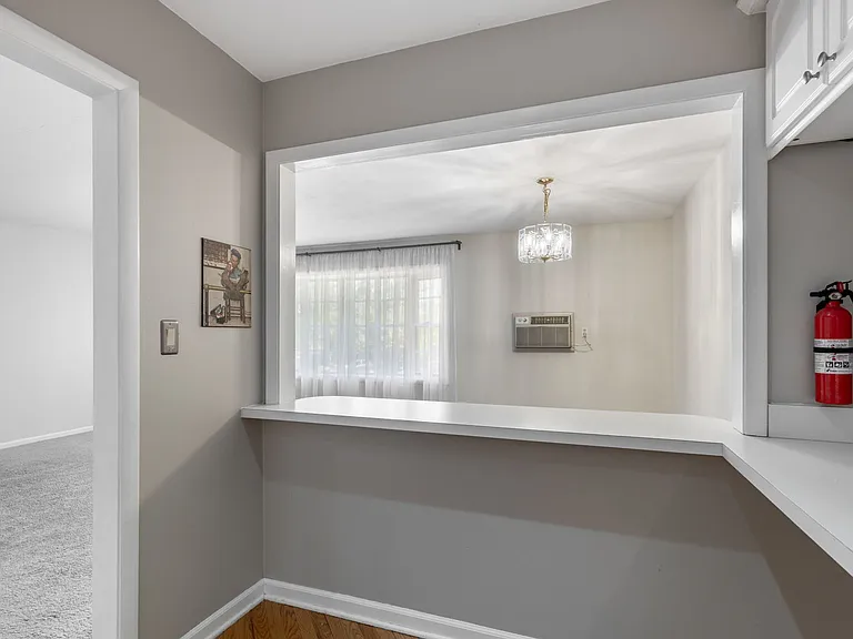 510 W Eastman St #2F — Photo 8