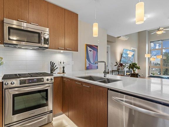 2nd image of 1330 Marine Dr #413