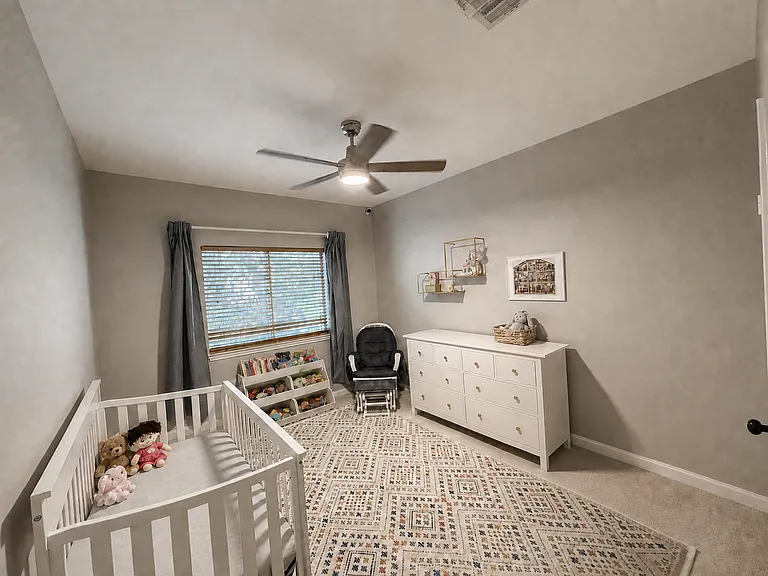 2536 Crenshaw Dr — Photo 17