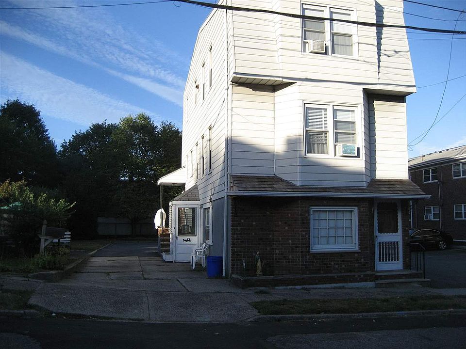 2nd image of 10 Wilson St