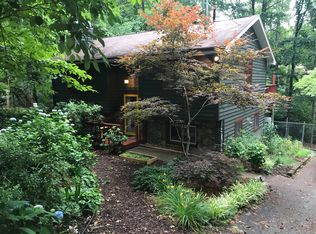 5 Greenbriar Rd, Asheville, NC 28805