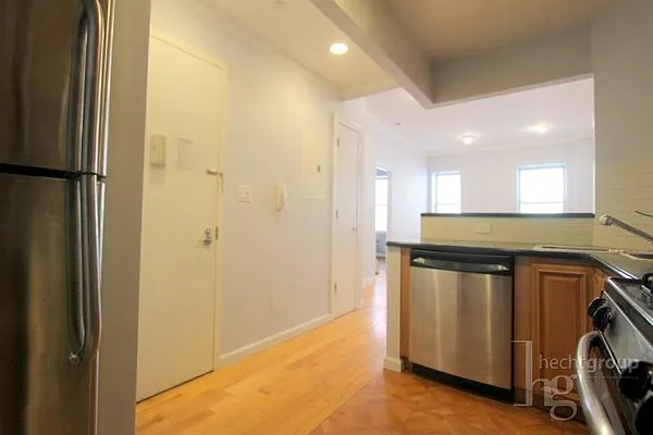 Rented by Hecht Group | media 18