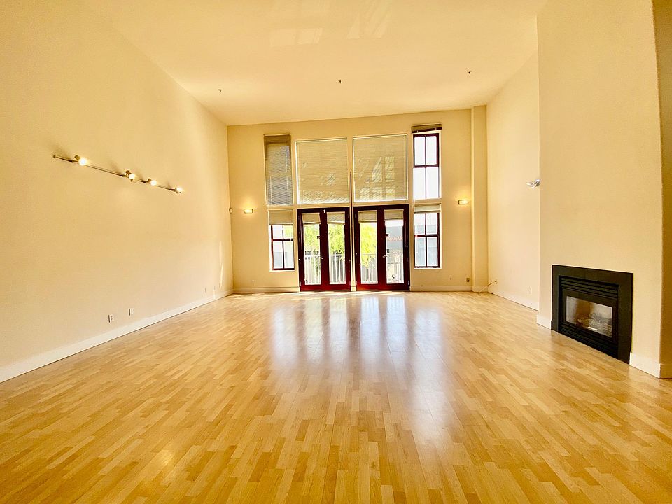 1st image of 2132 Folsom St Suite 2