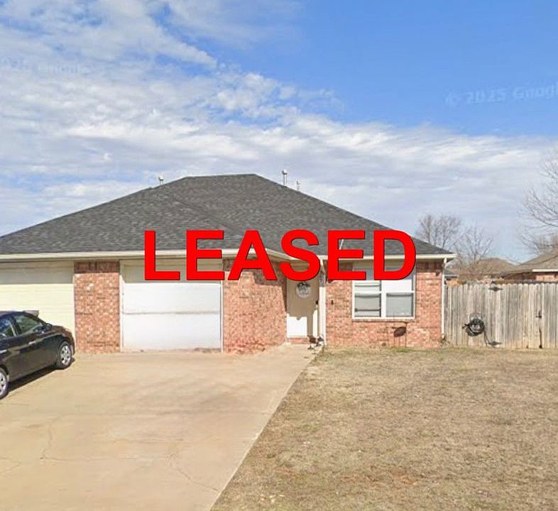 1st image of 305-307 E Asher Ct #1