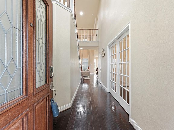 3rd image of 1908 Sunset Terrace Ln