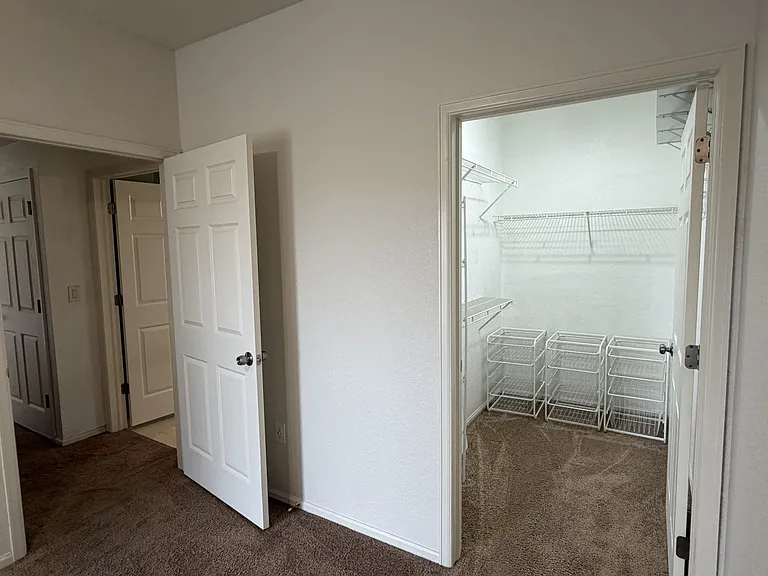 905 S Zeno Way #102 — Photo 9