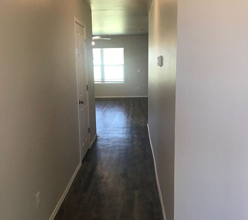 1st image of 10529 NW 19th St