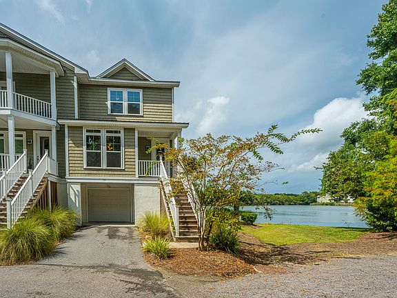 4th image of 1466 Carradale Ln #1466