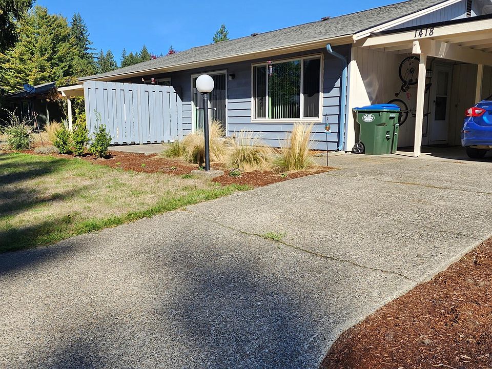 1st image of 1418 Josephine Ct SE