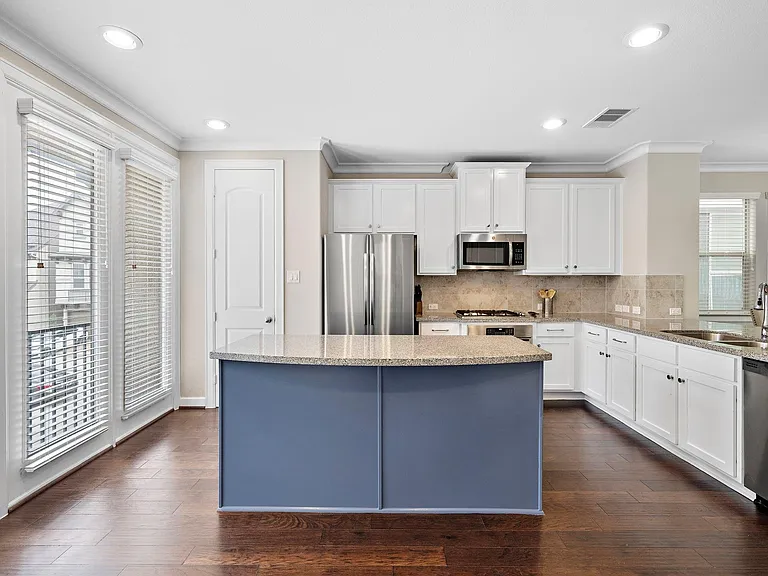 1510 Brayson Oaks Pl — Photo 13