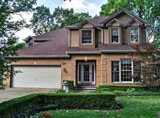 604 Parkwood Ave, Park Ridge, IL 60068