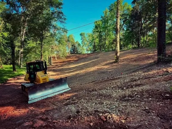 500 Whispering Woods Rd, Glasgow, KY 42141