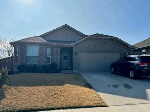 1500 Livermore Ln, Cleburne, TX 76033