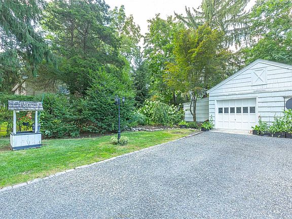 3rd image of 12 Whitney Ln