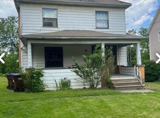 1277 Hall Ave #B, Sharon, PA