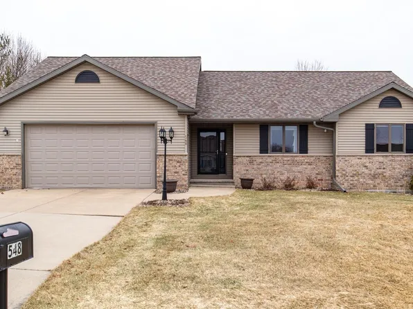 548 Nicole Ln, Wrightstown, WI 54180