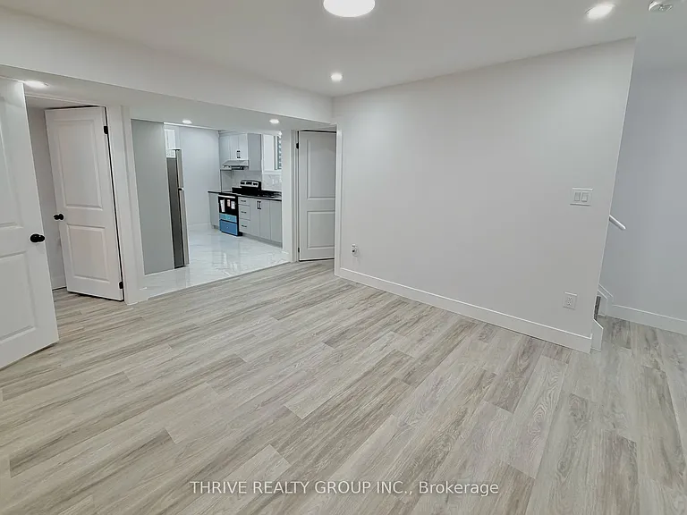 1514 Drew St #LOWER — Photo 7