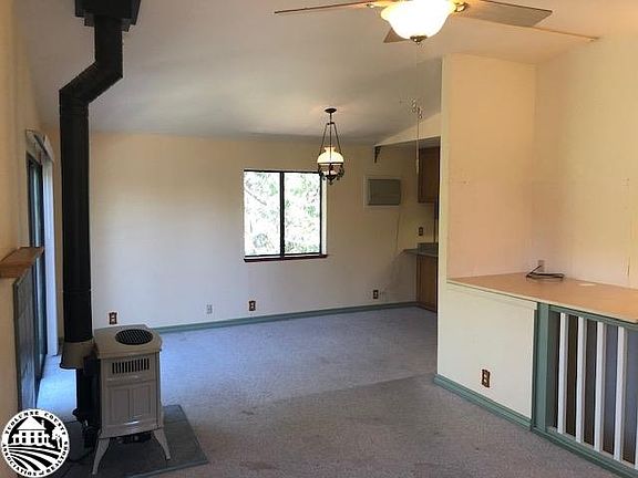 3rd image of 20632 Ponderosa Way