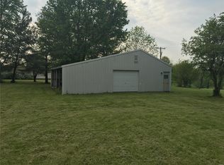 531 N Main St #D, Eolia, MO 63344