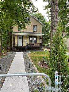 57 Clinton Avenue, Monticello, NY, 12701