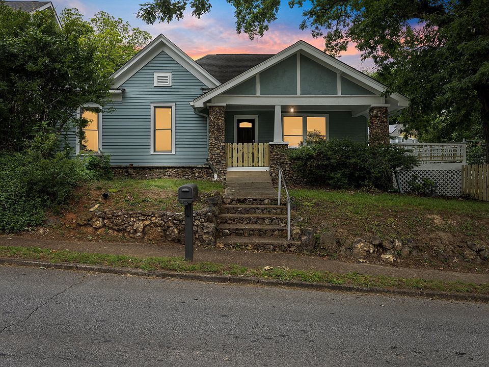 1st image of 621 Barton Ave