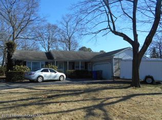 37 Glenmere Dr, Brick, NJ 08724