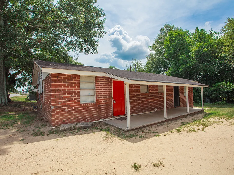 741 Woodard Ave #2