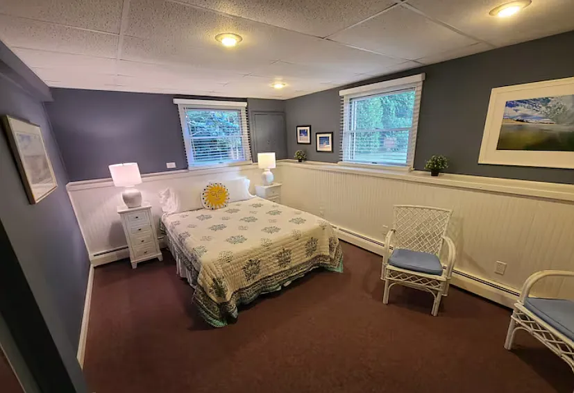 12 Leeward Dr — Photo 3