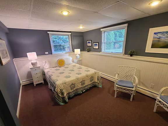3rd image of 12 Leeward Dr