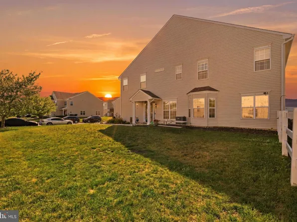 14 Alderbrook Ct, Smyrna, DE 19977
