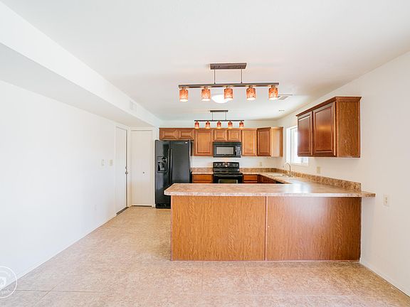 3rd image of 4049 W Camino Acequia