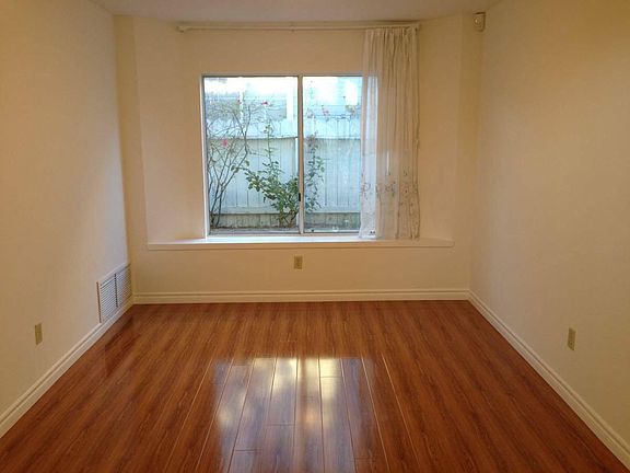 4th image of 14851 Heather Glen Way