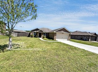 105 Hunter Way, Owens Cross Roads, AL 35763