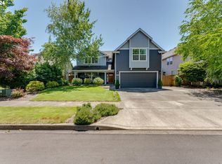 1988 NW Woodland Dr, McMinnville, OR 97128