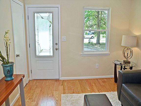 4th image of 4964 Aquarius Ct