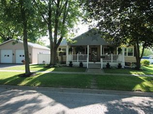 302 S Hale St, Plano, IL 60545
