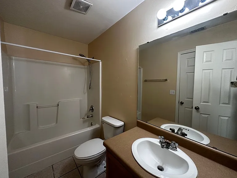 The Cove - 2218 — Photo 11
