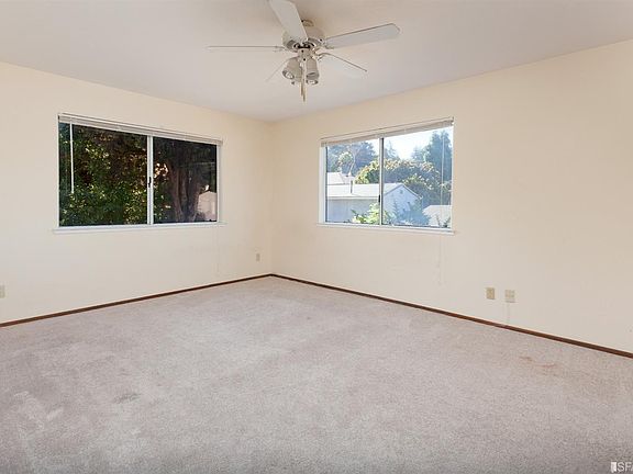 4th image of 10520 Mark St